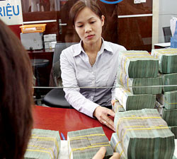 Để khơi nhanh dòng vốn cho vay